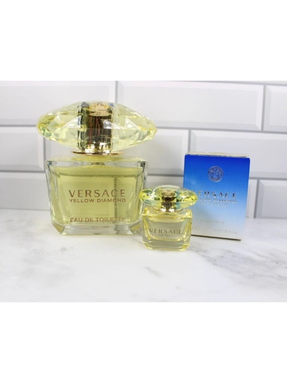 CRAZY BUNDLE! Versace Yellow Diamond EDT 100ml & Mini Bottle 10ml - Picture 3 of 4